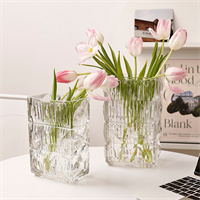 Glass vase